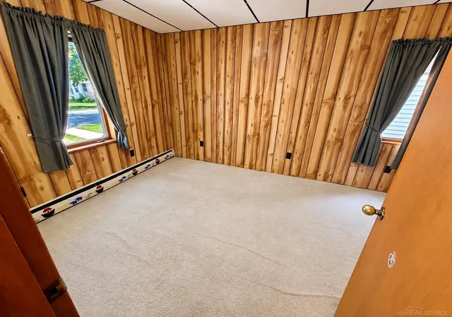 Photo 4 of Single family home for sale at 400 S 16th Street, Escanaba, MI 49829 | MLS# 50224594 | Listing updated on 2026-10-29