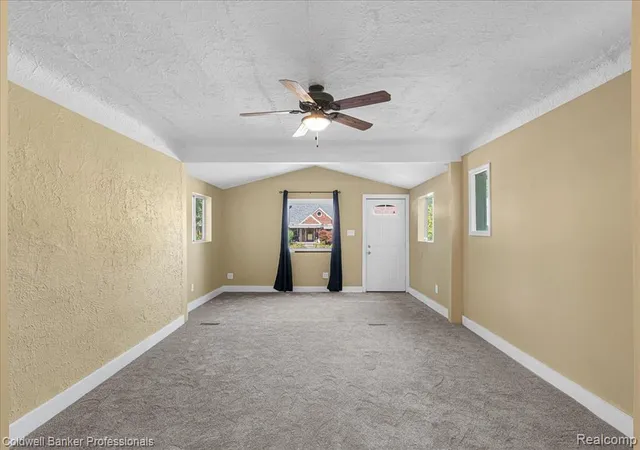 Photo 3 of Single family home for sale at 5251 Gateshead St, Grosse Pointe, MI 48236 2129 | MLS# 61025950 | Listing updated on 2026-08-31