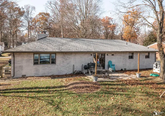 Photo 3 of Sale Pending at 7558 Apache Trail Trail, Temperance, MI 48182 | MLS# 50220261 | Listing updated on 2026-09-04