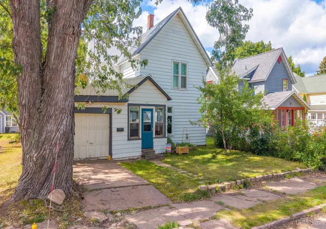 Photo 3 of Single family home for sale at 603 N 6th Street, Ishpeming, MI 49849 | MLS# 50221603 | Listing updated on 2026-10-13