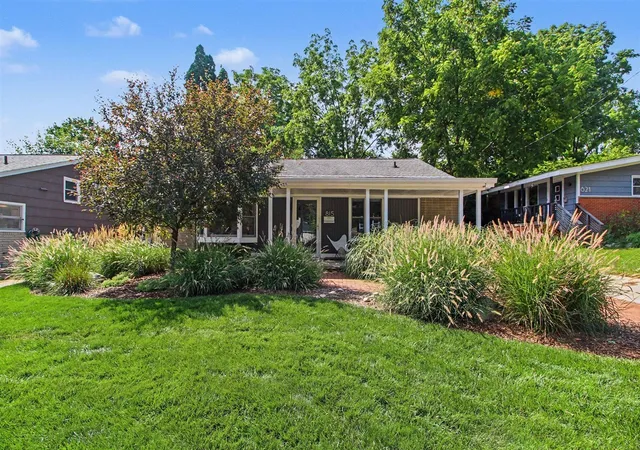 Photo 1 of Single family home for sale at 815 Sunrise Ct, Ann Arbor, MI 48103 | MLS# 70555109 | Listing updated on 2026-09-09