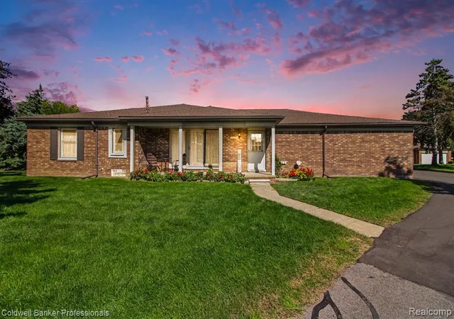 Photo 1 of Sale Pending at 49280 Arlington Ct, Shelby Twp, MI 48315 | MLS# 61034783 | Listing updated on 2026-10-12