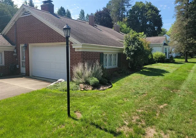 Photo 2 of Single family home for sale at 601 Se Manor Dr, Albion, MI 49224 | MLS# 70554631 | Listing updated on 2026-09-08