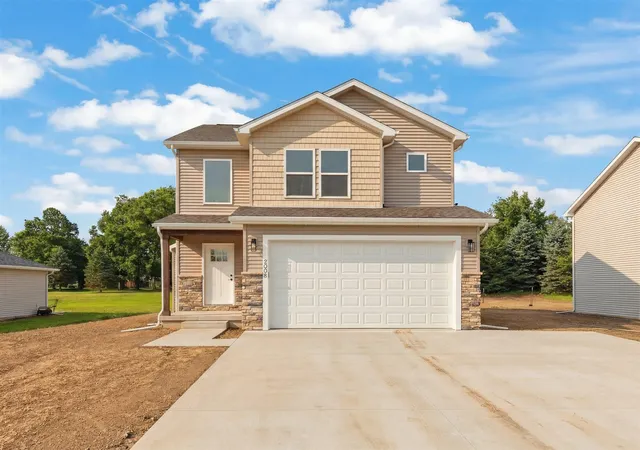 Photo 1 of Single family home for sale at 2024 Green Acres Dr, Adrian, MI 49221 | MLS# 70554085 | Listing updated on 2026-10-07