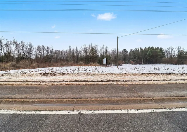 Photo 2 of Land for sale at 2655 W Us 10, Ludington, MI 49431 | MLS# 70511922 | Listing updated on 2026-10-12