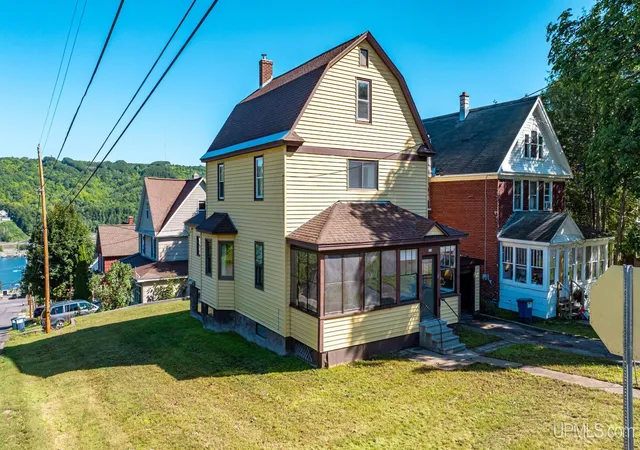 Single family home for sale at 200 E Douglass Ave, Houghton, MI 49931 | MLS# 50220570
