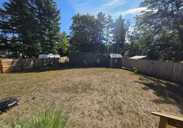 Photo 3 of Single family home for sale at 530 Cherry St, Baldwin, MI 49304 | MLS# 70554595 | Listing updated on 2026-09-09