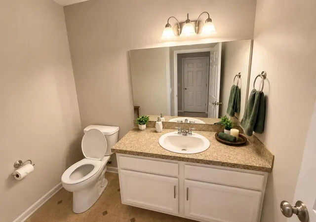 Photo 4 of Single family home for sale at 1663 Coalcar Ct, Grand Rapids, MI 49508 | MLS# 70535568 | Listing updated on 2026-09-03