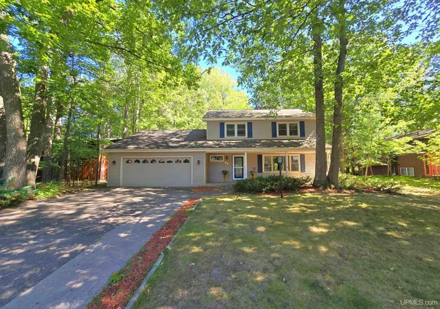 Photo 2 of Single family home for sale at 64 Elder Dr, Marquette, MI 49855 | MLS# 50217648 | Listing updated on 2026-09-30