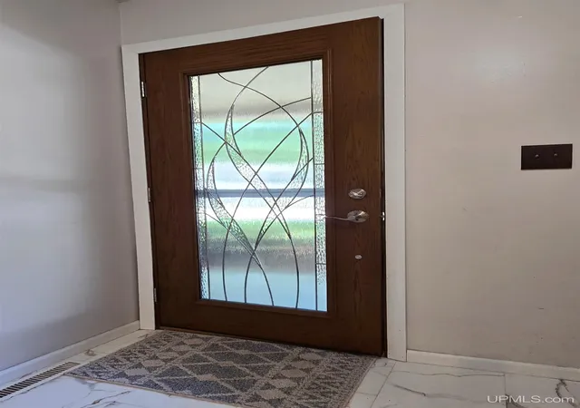 Photo 3 of Single family home for sale at 64 Elder Dr, Marquette, MI 49855 | MLS# 50217648 | Listing updated on 2026-10-09
