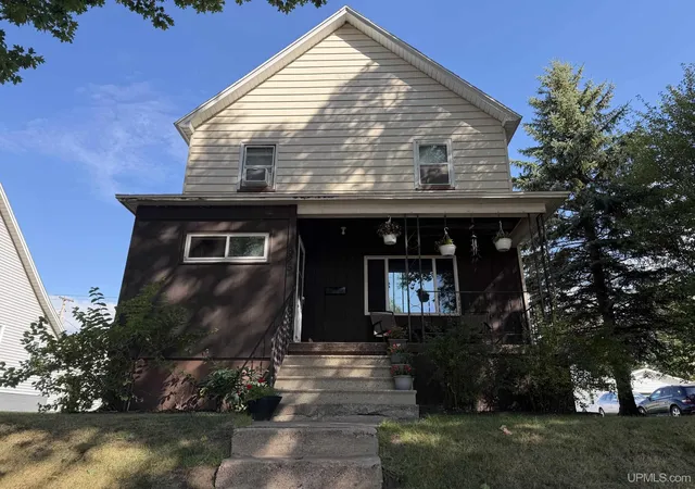 Photo 2 of Single family home for sale at 625 Prince St, Negaunee, MI 49866 | MLS# 50221027 | Listing updated on 2026-09-16