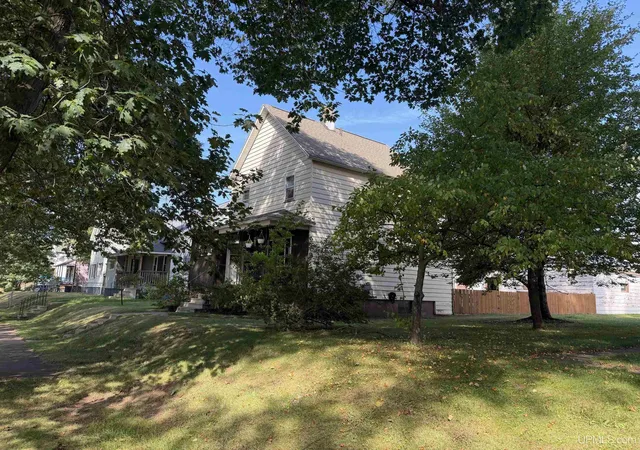 Photo 3 of Single family home for sale at 625 Prince St, Negaunee, MI 49866 | MLS# 50221027 | Listing updated on 2026-09-16