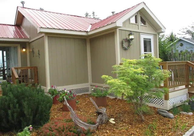 Photo 2 of Single family home for sale at 11645 Desrochers Rd, Pelkie, MI 49958 | MLS# 50220375 | Listing updated on 2026-10-09