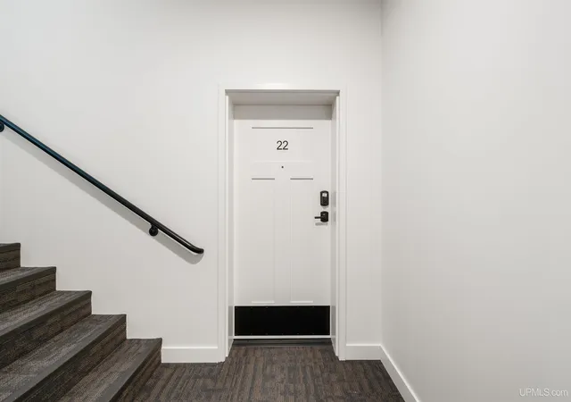 Photo 3 of Condo for sale at 2401 N Lakeshore Blvd, Marquette, MI 49855 | MLS# 50145782 | Listing updated on 2026-09-15