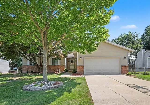 Photo 1 of Single family home for sale at 5866 Penny Farm Dr, Grand Rapids, MI 49508 | MLS# 70560086 | Listing updated on 2026-10-14