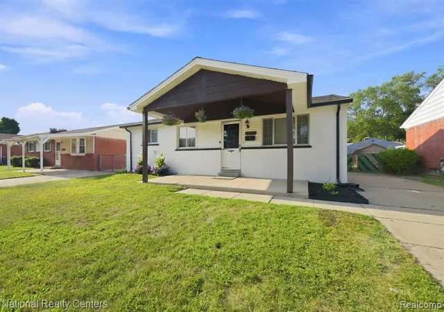 Photo 3 of Single family home for sale at 38030 Westvale St, Romulus, MI 48174 | MLS# 61023432 | Listing updated on 2026-09-03