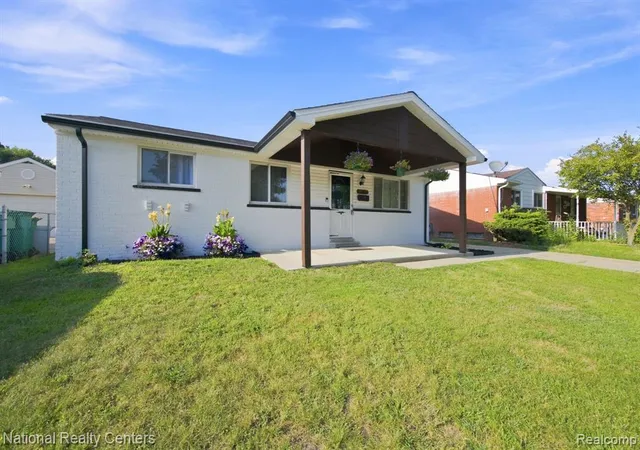 Photo 4 of Single family home for sale at 38030 Westvale St, Romulus, MI 48174 | MLS# 61023432 | Listing updated on 2026-09-03