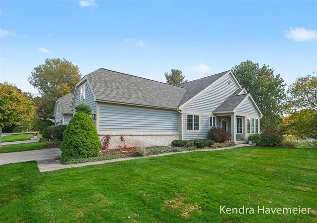 Listing Photo 1 - Condo for sale in building located at 7745 Greenbrier Dr, Rockford, MI 49341 - Unit #