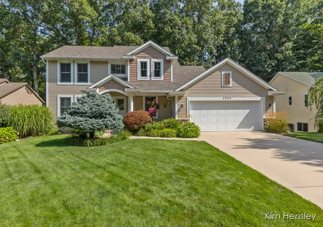 Single family home for sale at 2603 Golfbury Dr, Wyoming, MI 49519 | MLS# 70555800