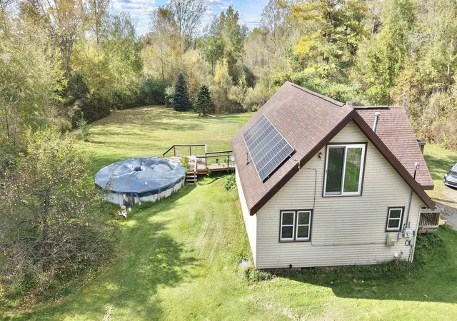Photo 2 of Single family home for sale at 105 E Winegar Rd, Gladwin, MI 48624 | MLS# 50224674 | Listing updated on 2026-10-13