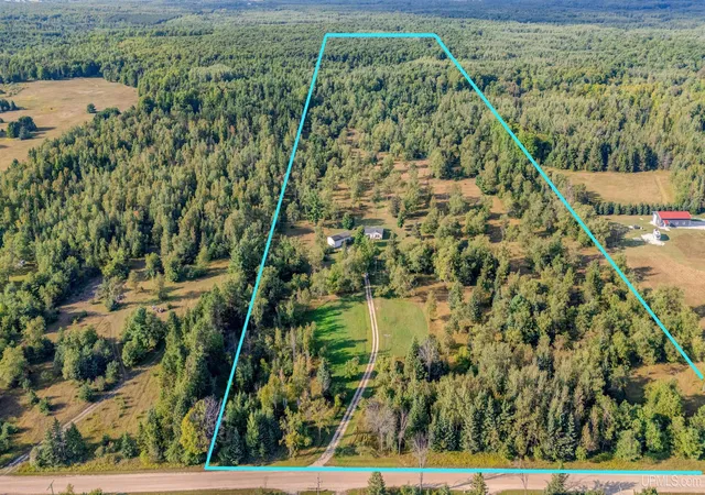 Photo 2 of Single family home for sale at 11038w Davidson Rd, Cooks, MI 49817 | MLS# 50221013 | Listing updated on 2026-09-16