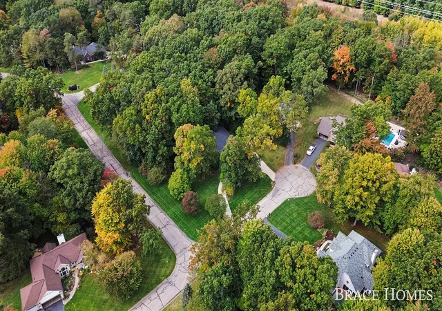 Photo 2 of Single family home for sale at 7997 Therese Ct, Caledonia, MI 49316 | MLS# 70563971 | Listing updated on 2026-10-12