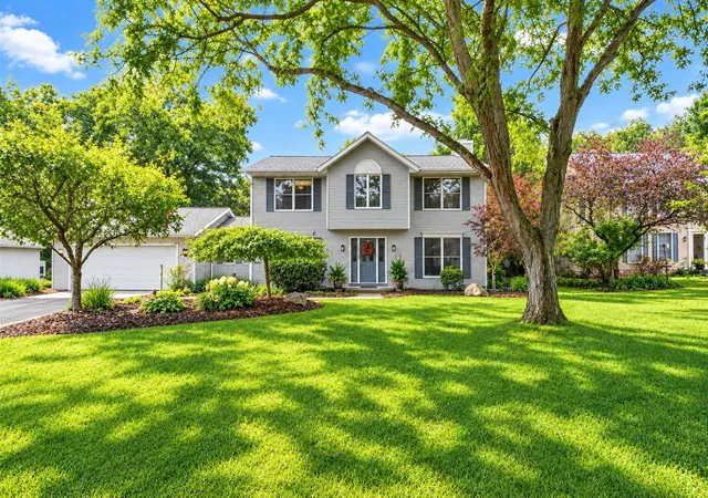Photo 1 of Sale Pending at 3055 Riverwoods Dr, Rockford, MI 49341 | MLS# 70557747 | Listing updated on 2026-09-30