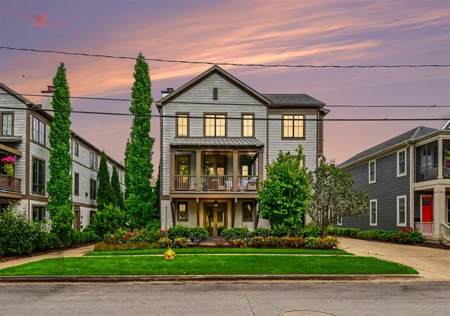 Photo 1 of Condo for sale at 706 Croswell Ave, Grand Rapids, MI 49506 | MLS# 70557899 | Listing updated on 2026-09-11