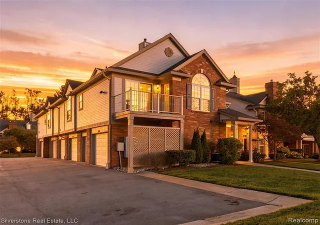 Condo for sale at 3505 Tremonte Cir, Rochester, MI 48306 | MLS# 61036863