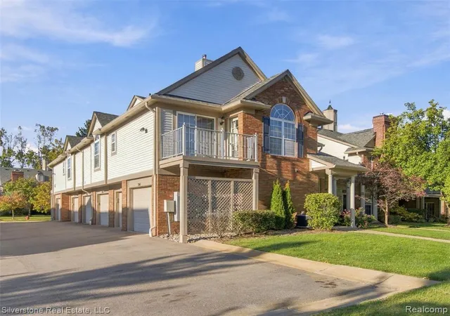 Photo 3 of Condo for sale at 3505 Tremonte Cir, Rochester, MI 48306 | MLS# 61036863 | Listing updated on 2026-10-08