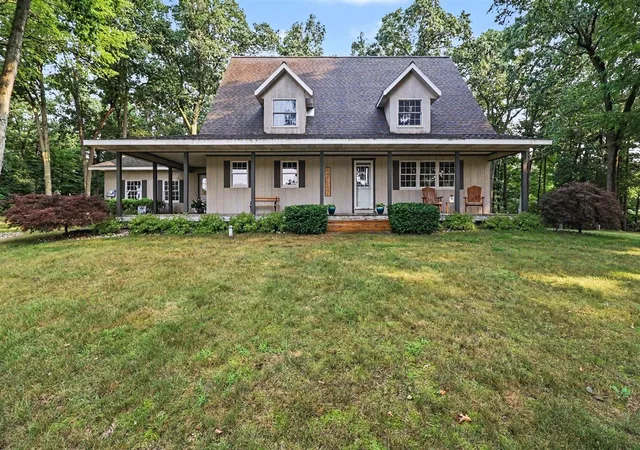 Photo 2 of Single family home for sale at 4300 Fruitvale Rd, Montague, MI 49437 | MLS# 70546158 | Listing updated on 2026-09-08