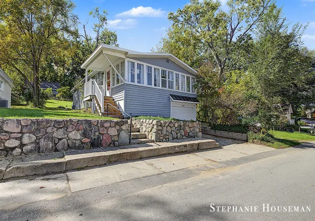 Photo 1 of Single family home for sale at 6765 Kitson Dr, Rockford, MI 49341 | MLS# 70562418 | Listing updated on 2026-10-29