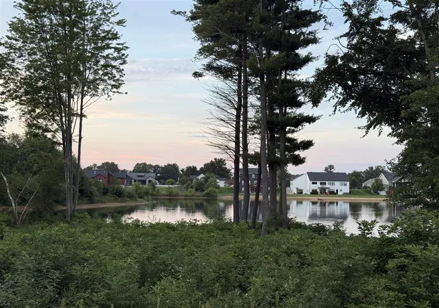 Photo 4 of Sale Pending at 5343 Eagle Pass Dr, Hudsonville, MI 49426 | MLS# 70556893 | Listing updated on 2026-09-28