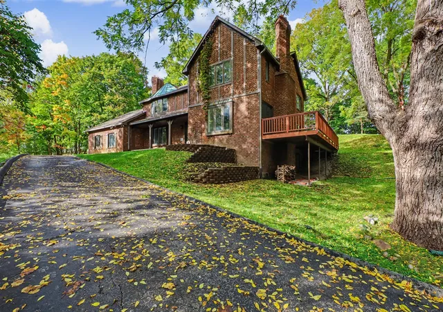 Photo 1 of Single family home for sale at 27155 Drake Rd, Farmington Hills, MI 48331 | MLS# 70494933 | Listing updated on 2026-10-03