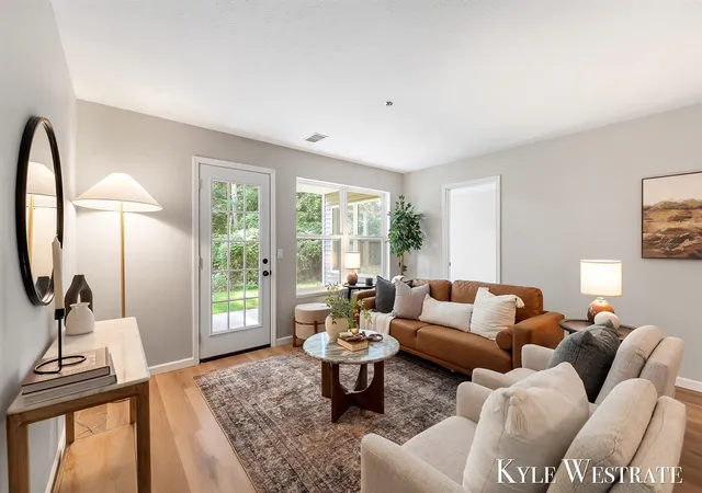 Listing Photo 5 - Condo for sale in building located at 3149 Poplar Creek Dr, Grand Rapids, MI 49512 - Unit #103