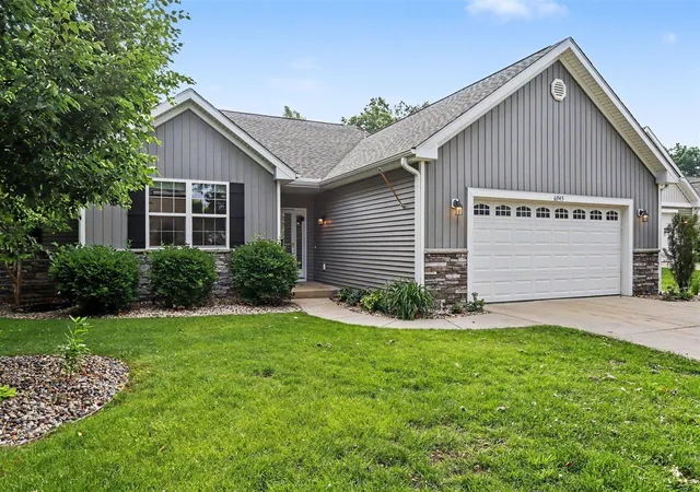 Photo 2 of Condo for sale at 6945 Hunters, Kalamazoo, MI 49048 | MLS# 70539341 | Listing updated on 2026-09-08