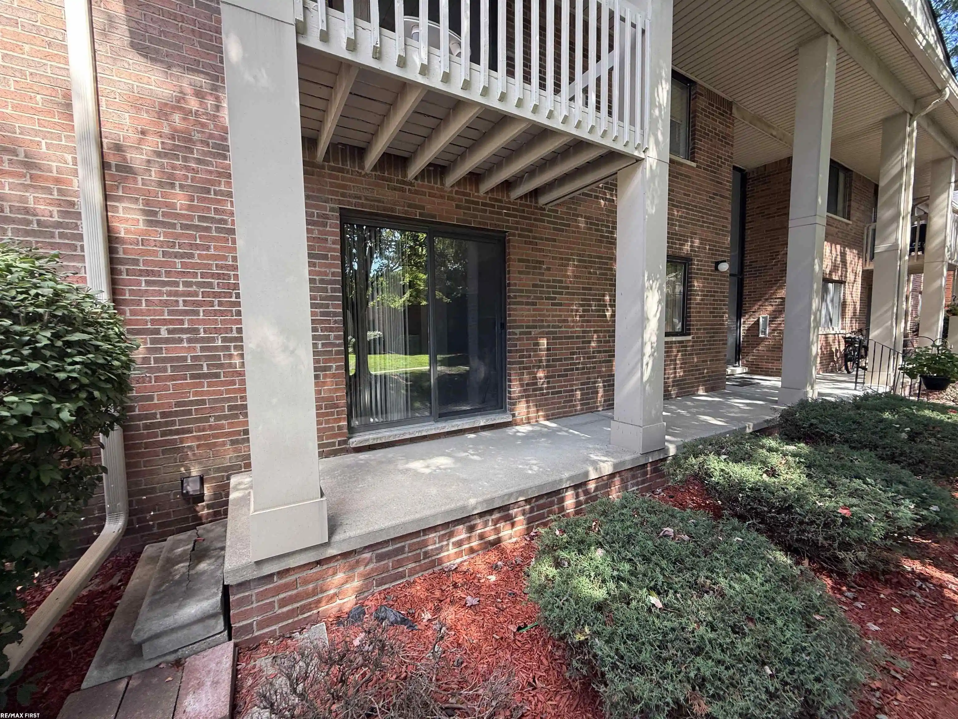 Listing Photo 2 - Condo for sale in 42188 Toddmark Ln located at 42188 Toddmark Ln, Clinton Township, MI 48038 - Unit 42188 Toddmark Ln