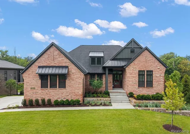 Photo 2 of Condo for sale at 30809 E Franklin Hills Ct #8, Farmington Hills, MI 48334 4206 | MLS# 61025374 | Listing updated on 2026-09-09