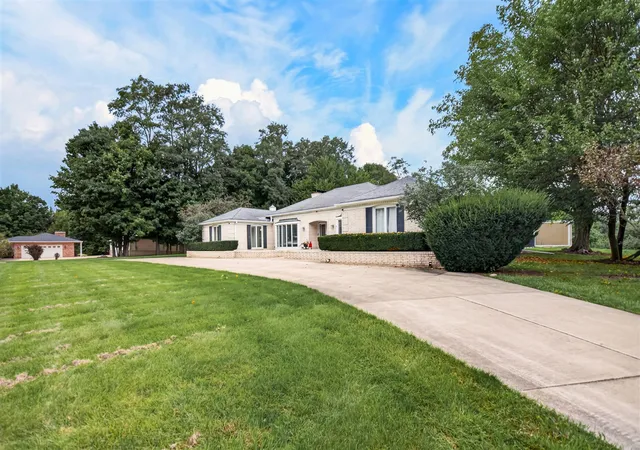 Photo 1 of Single family home for sale at 17723 G Dr, Marshall, MI 49068 | MLS# 70560187 | Listing updated on 2026-10-15