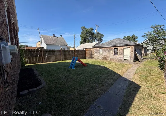 Photo 3 of Sale Pending at 4416 5th St, Ecorse, MI 48229 1151 | MLS# 61025885 | Listing updated on 2026-10-01