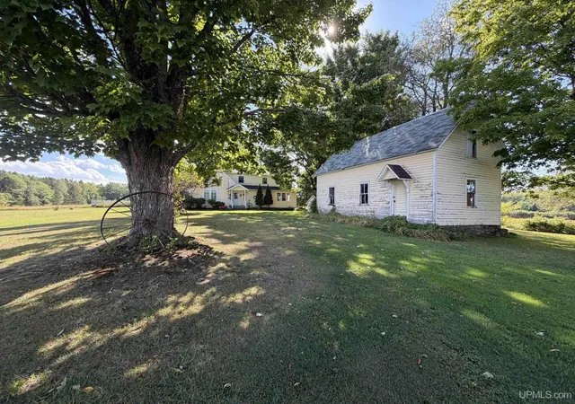 Photo 3 of House for sale at 226 Carlshend Rd, Skandia, MI 49885 | MLS# 50206493 | Listing updated on 2026-09-05