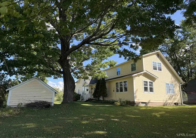 Photo 4 of House for sale at 226 Carlshend Rd, Skandia, MI 49885 | MLS# 50206493 | Listing updated on 2026-09-05