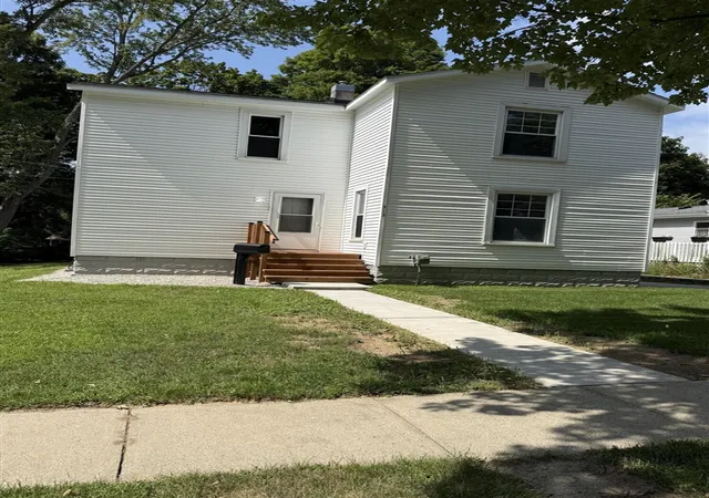 Single family home for sale at 313 Morse St, Ionia, MI 48846 | MLS# 70555507