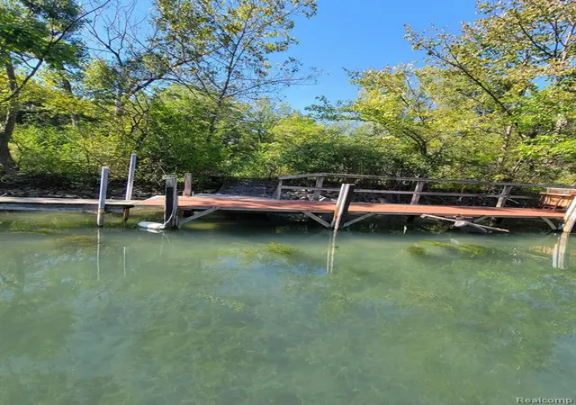 Photo 2 of Land for sale at 0000 S Waterview, Grosse Ile, MI 48138 | MLS# 61026190 | Listing updated on 2026-09-14