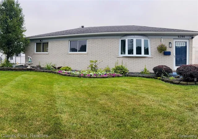 Photo 3 of Single family home for sale at 6280 N Farmington Rd, Westland, MI 48185 2884 | MLS# 61024775 | Listing updated on 2026-10-09