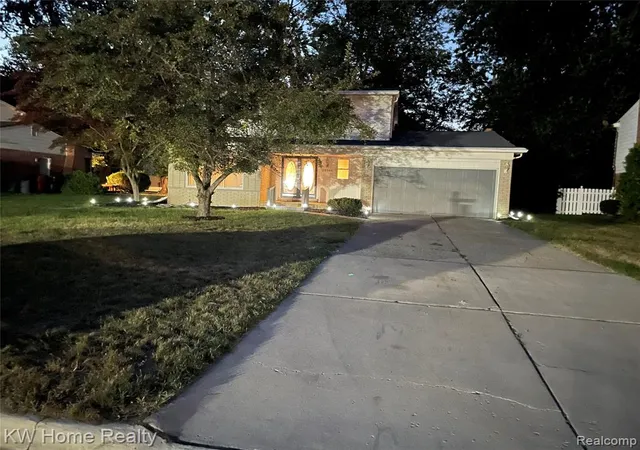Photo 2 of Single family home for sale at 20360 Wildhern St, Southfield, MI 48076 | MLS# 61034509 | Listing updated on 2026-10-19