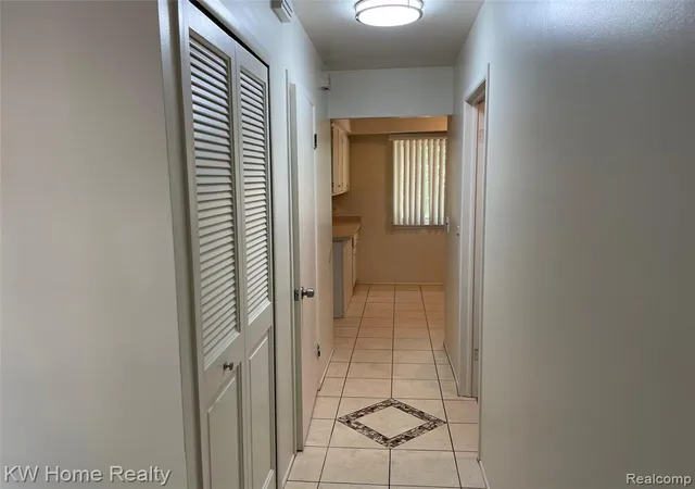 Photo 4 of Single family home for sale at 20360 Wildhern St, Southfield, MI 48076 | MLS# 61034509 | Listing updated on 2026-10-19