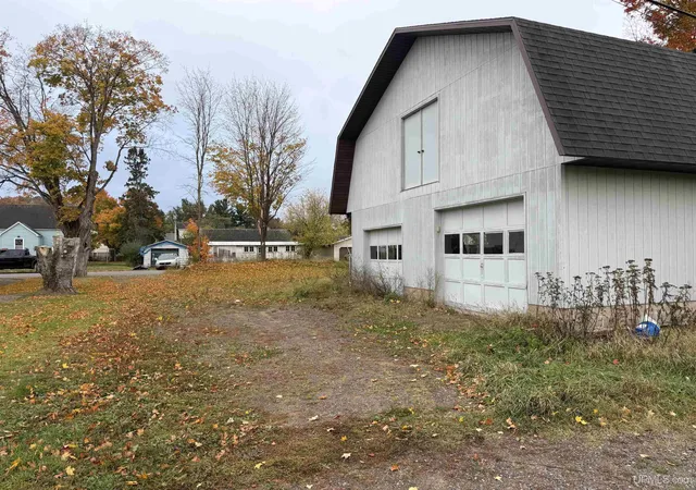 Photo 14 of Sale Pending at 356 Cedar St, Ishpeming, MI 49849 | MLS# 50223990 | Listing updated on 2026-10-19
