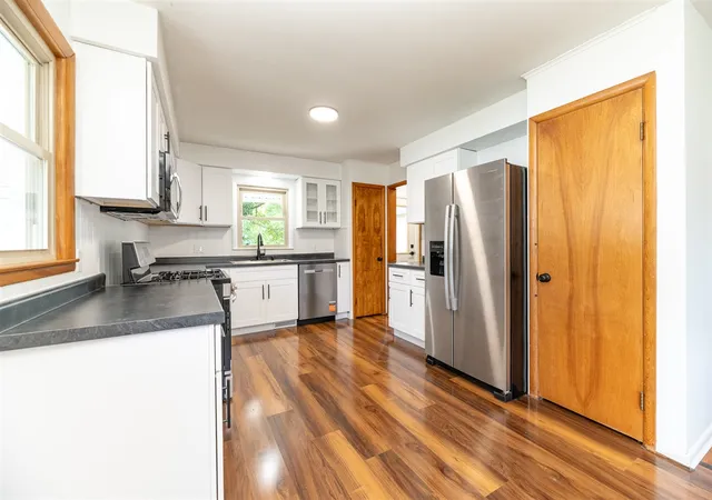 Photo 4 of Single family home for sale at 825 Forest St, Ionia, MI 48846 | MLS# 70554684 | Listing updated on 2026-09-09
