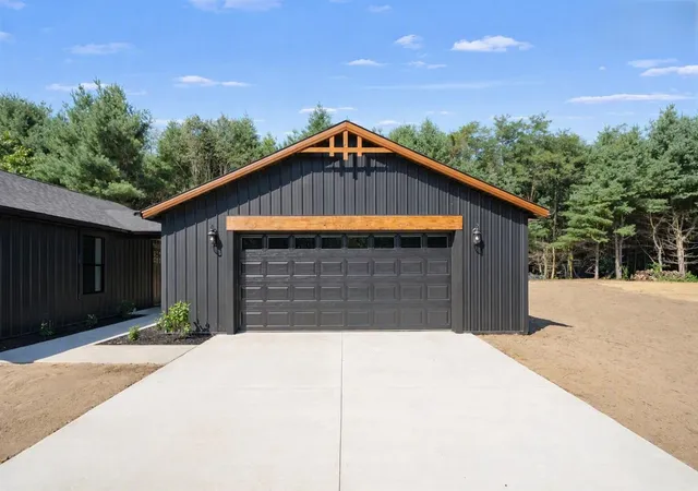 Photo 2 of Sale Pending at 57160 Highfield Rd, Three Rivers, MI 49093 | MLS# 70555616 | Listing updated on 2026-09-11
